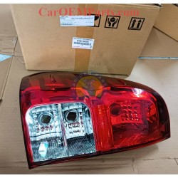 GENUINE TOYOTA LENS AND BODY REAR COMBINATION LAMP LH 81561-0K261